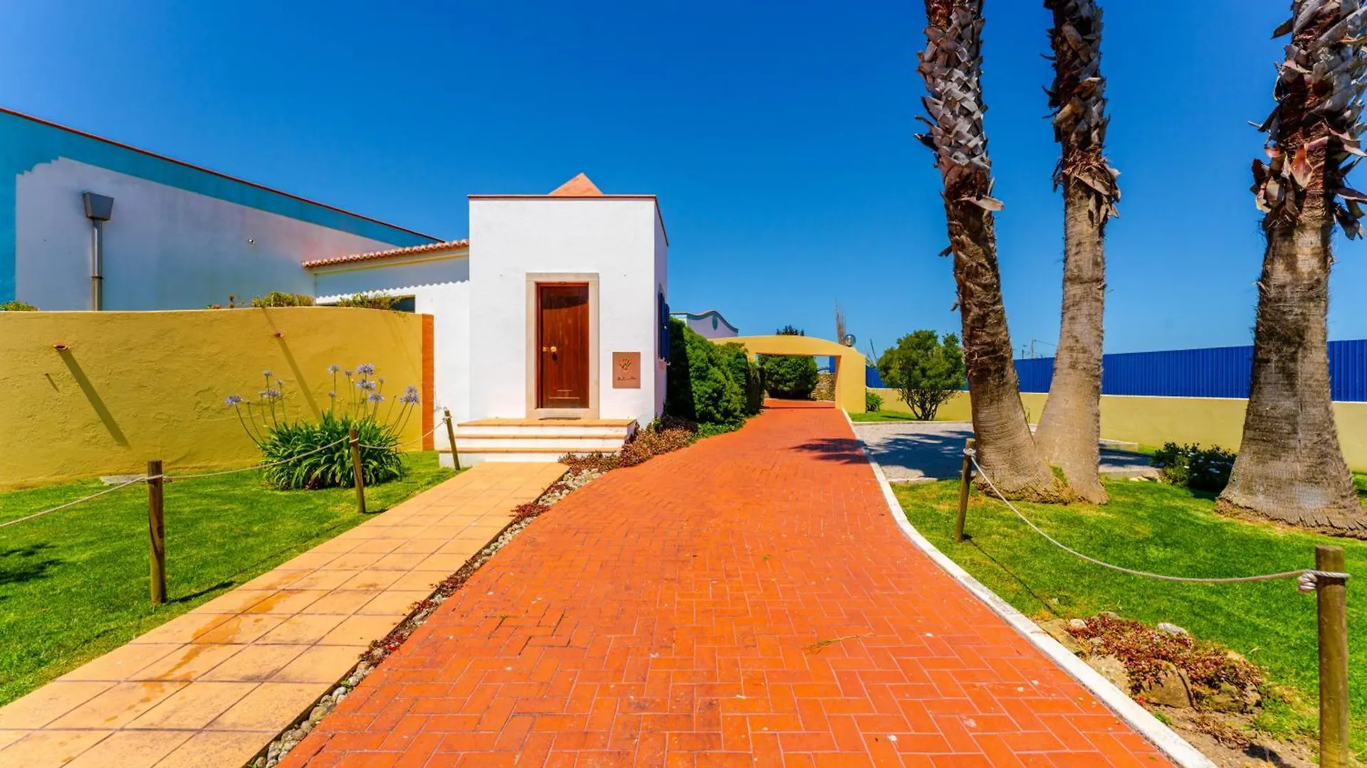 Spacious Villa With Private Pool Sintra Ericeira Португалия